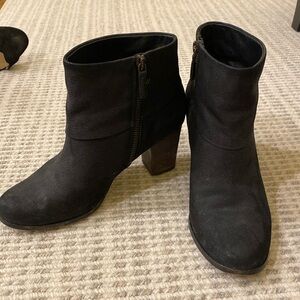 Cole Haan size 7 black booties